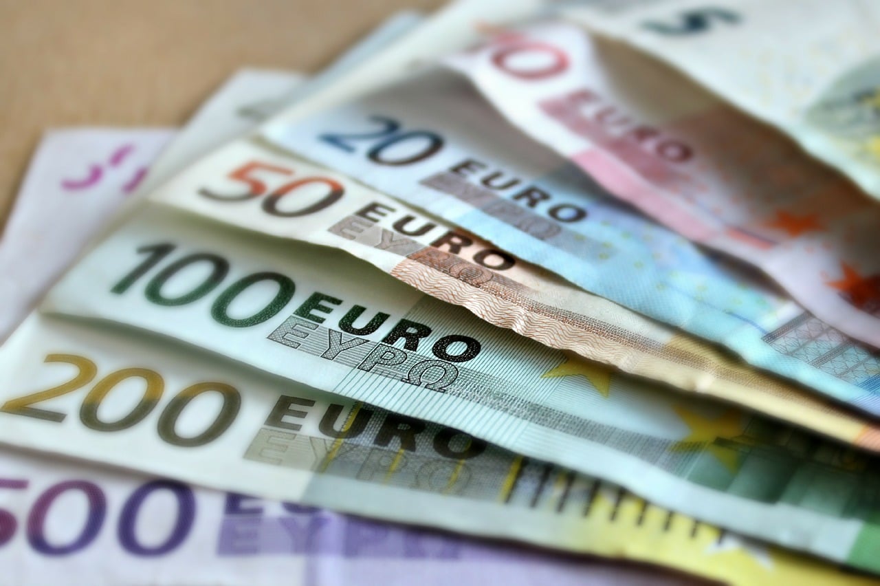 À moins de 100 000 euros, comment et dans quoi investir ?